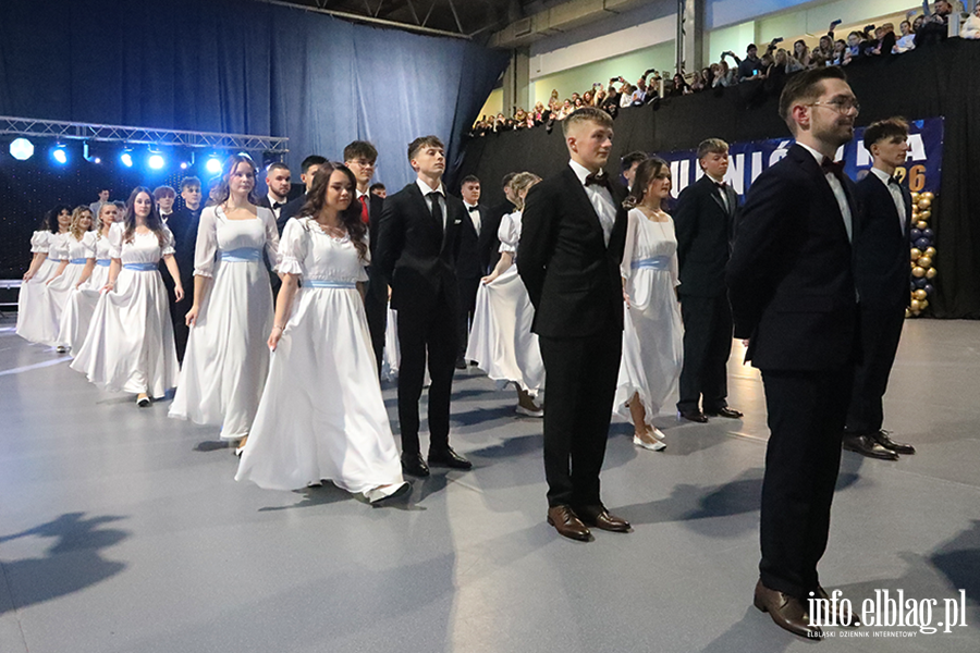 Tak si� bawi� maturzy�ci I LO w Elbl�gu, fot. 21