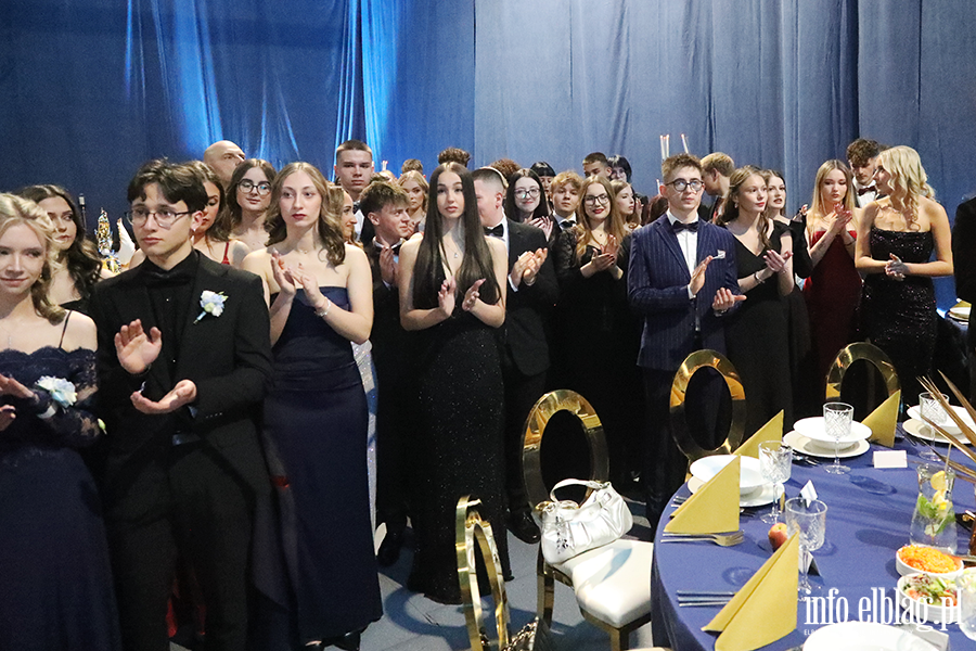 Tak si� bawi� maturzy�ci I LO w Elbl�gu, fot. 33
