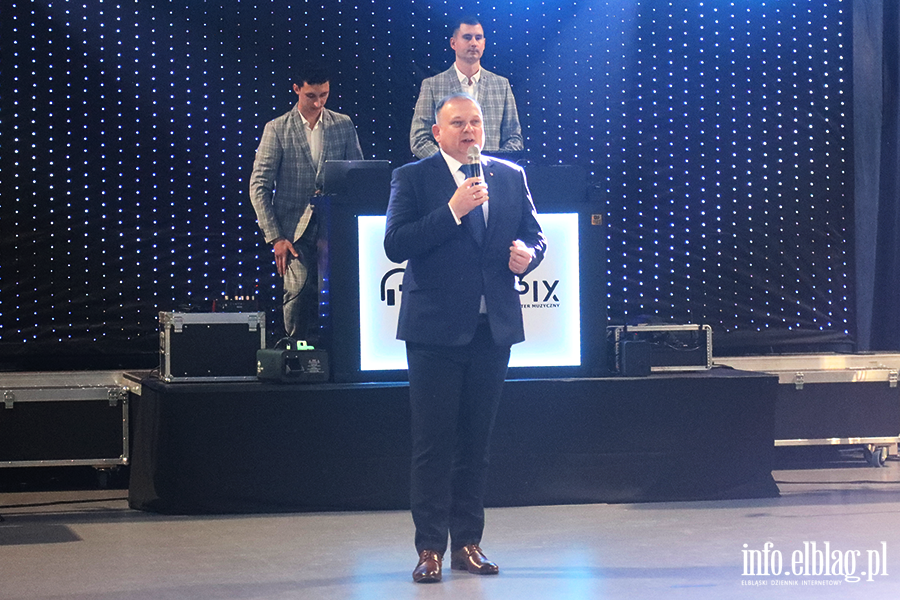 Tak si� bawi� maturzy�ci I LO w Elbl�gu, fot. 34