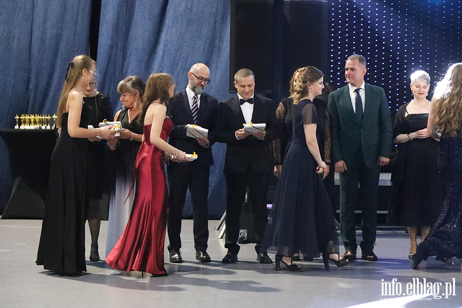 Tak si� bawi� maturzy�ci I LO w Elbl�gu, fot. 37