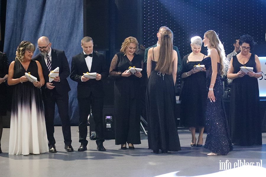 Tak si� bawi� maturzy�ci I LO w Elbl�gu, fot. 38