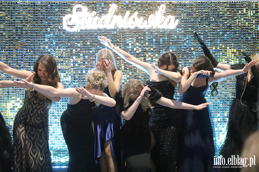 Tak si� bawi� maturzy�ci I LO w Elbl�gu, fot. 67