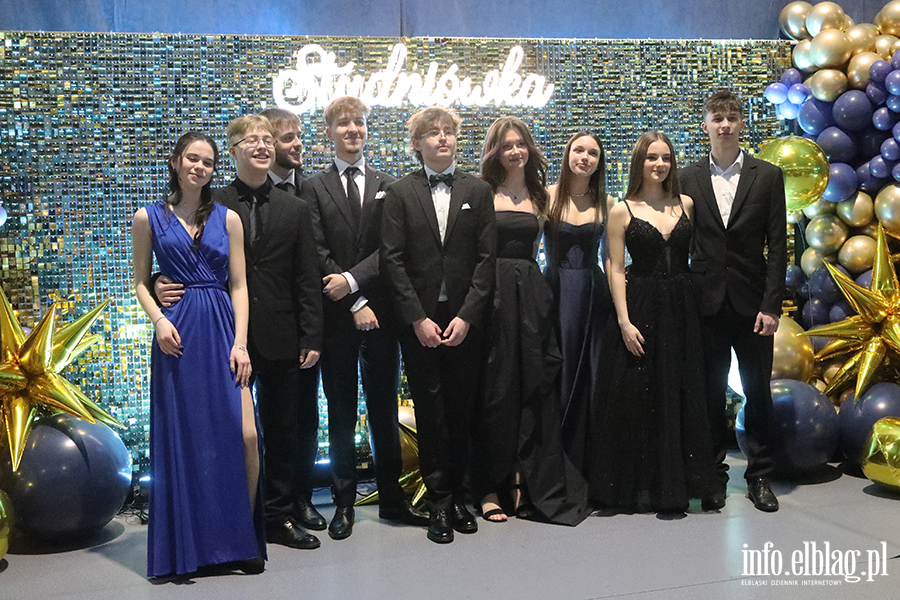 Tak si� bawi� maturzy�ci I LO w Elbl�gu, fot. 75