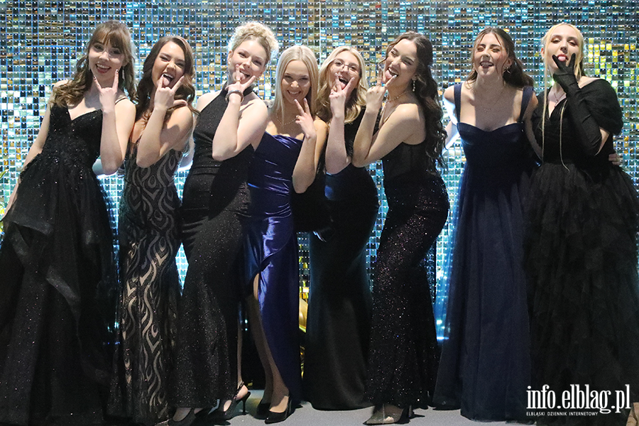 Tak si� bawi� maturzy�ci I LO w Elbl�gu, fot. 79