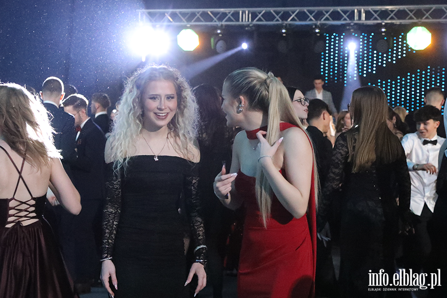 Tak si� bawi� maturzy�ci I LO w Elbl�gu, fot. 97