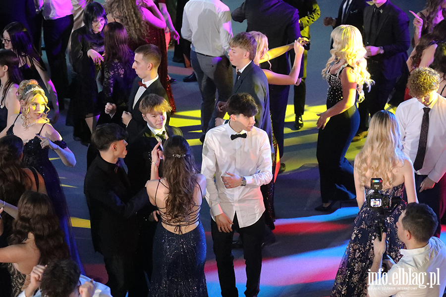 Tak si� bawi� maturzy�ci I LO w Elbl�gu, fot. 103