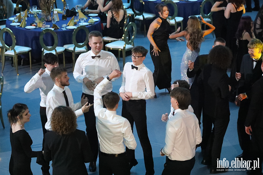 Tak si� bawi� maturzy�ci I LO w Elbl�gu, fot. 105