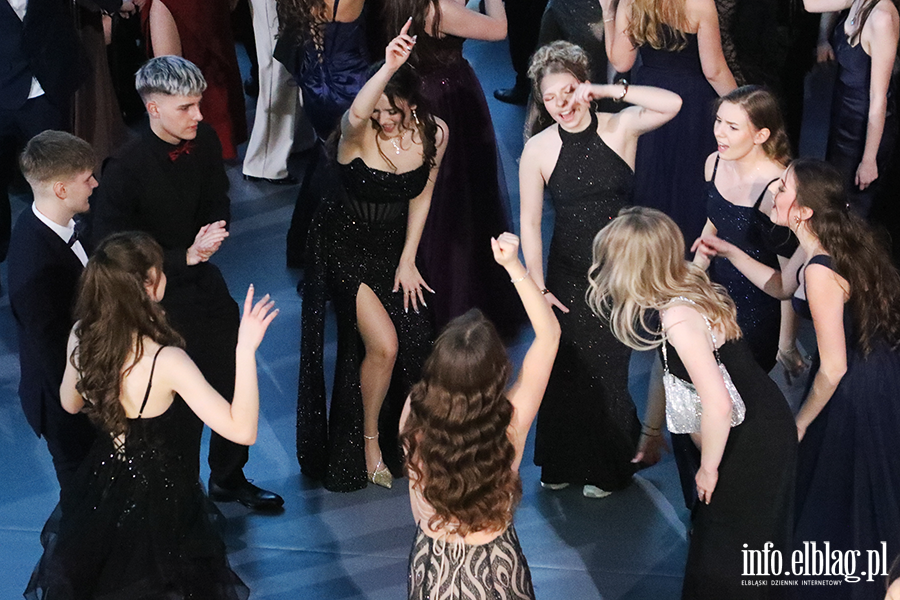 Tak si� bawi� maturzy�ci I LO w Elbl�gu, fot. 106