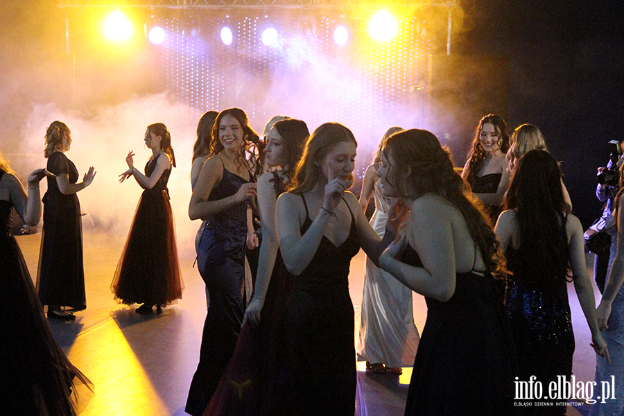 Tak si� bawi� maturzy�ci I LO w Elbl�gu, fot. 135