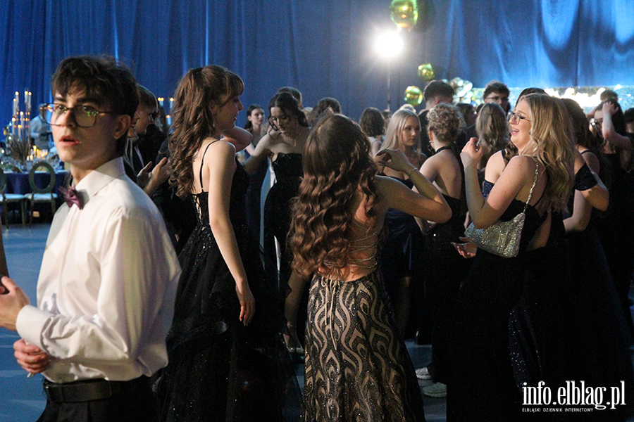 Tak si� bawi� maturzy�ci I LO w Elbl�gu, fot. 155