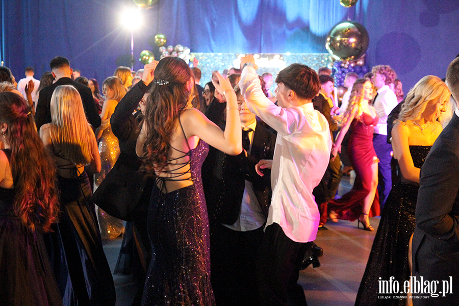 Tak si� bawi� maturzy�ci I LO w Elbl�gu, fot. 157