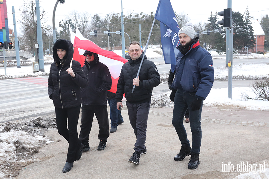 Marsz Stop inwazji imigrant�w przeszed� ulicami Elbl�ga, fot. 10