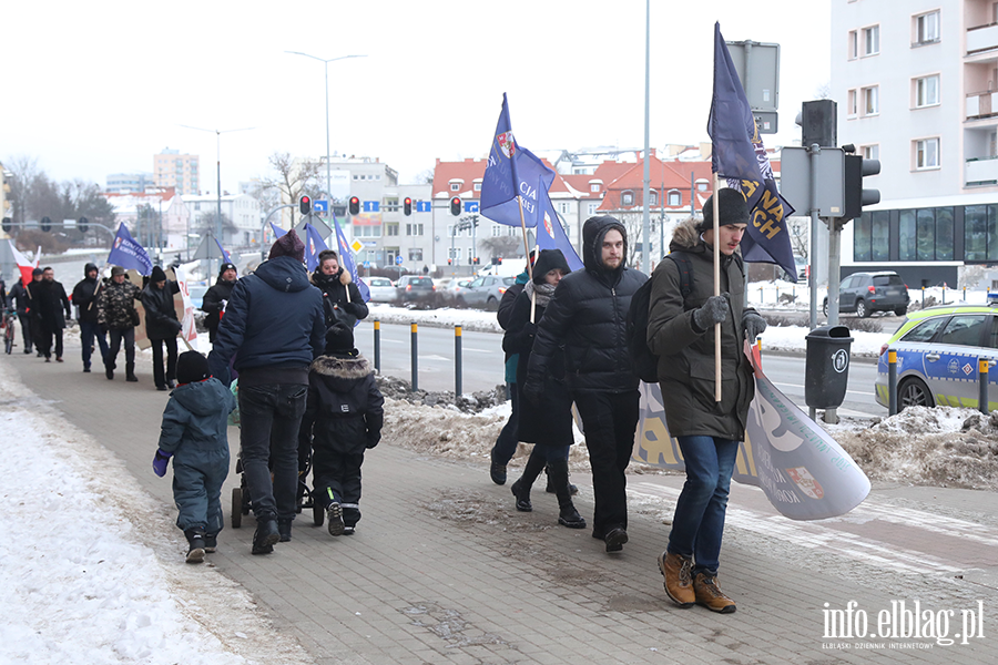 Marsz Stop inwazji imigrant�w przeszed� ulicami Elbl�ga, fot. 20