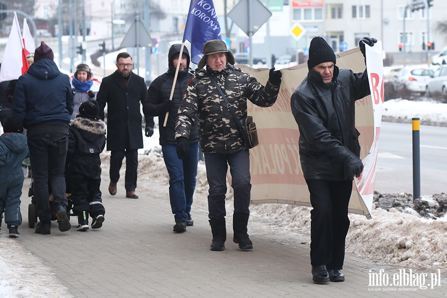 Marsz Stop inwazji imigrant�w przeszed� ulicami Elbl�ga, fot. 21