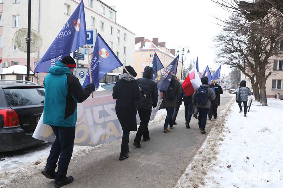 Marsz Stop inwazji imigrant�w przeszed� ulicami Elbl�ga, fot. 27