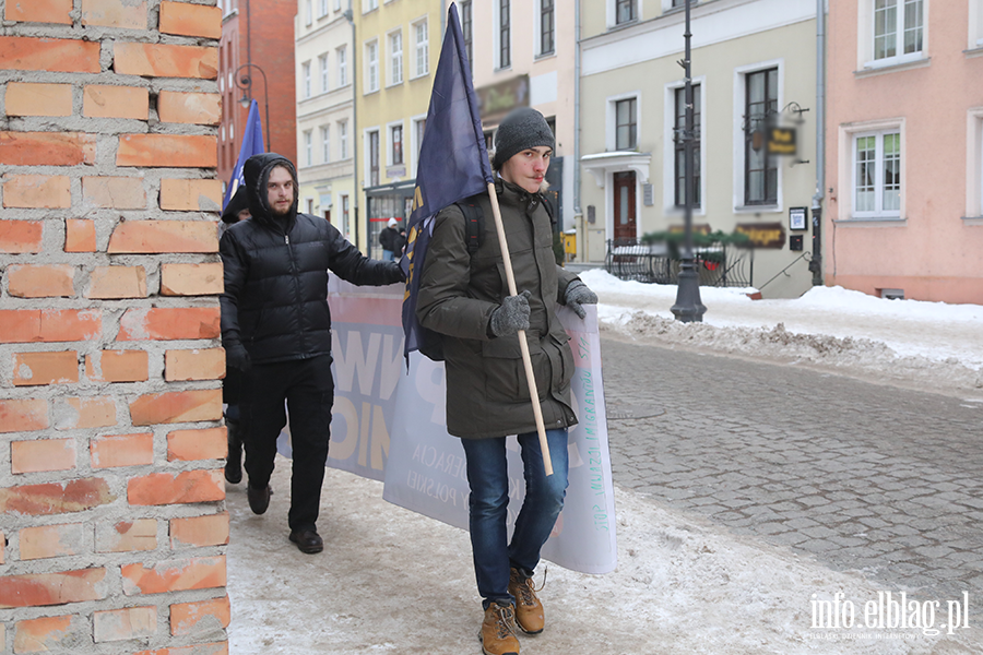 Marsz Stop inwazji imigrant�w przeszed� ulicami Elbl�ga, fot. 29
