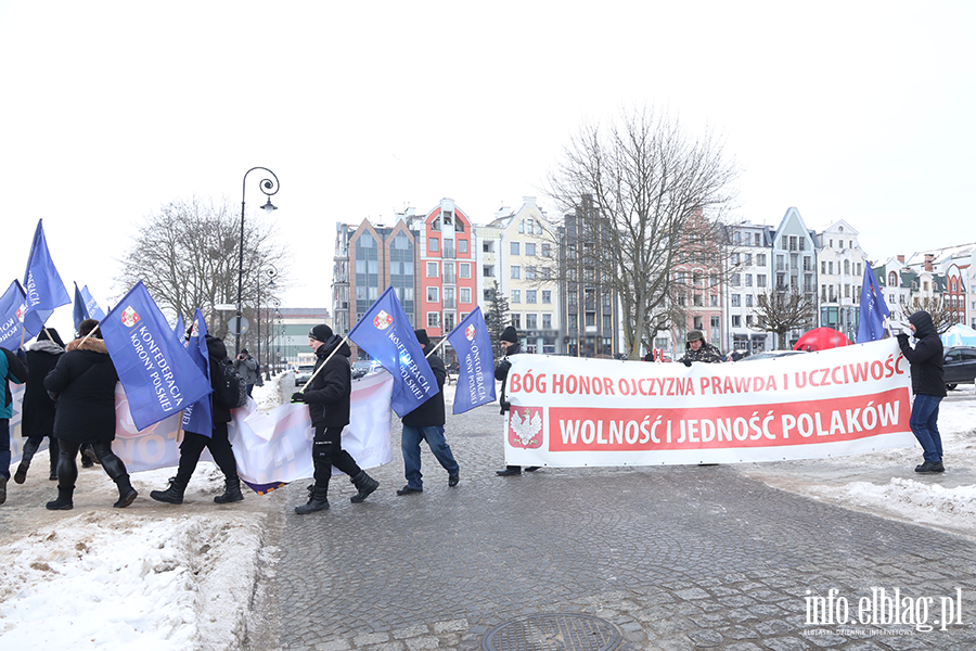 Marsz Stop inwazji imigrant�w przeszed� ulicami Elbl�ga, fot. 34