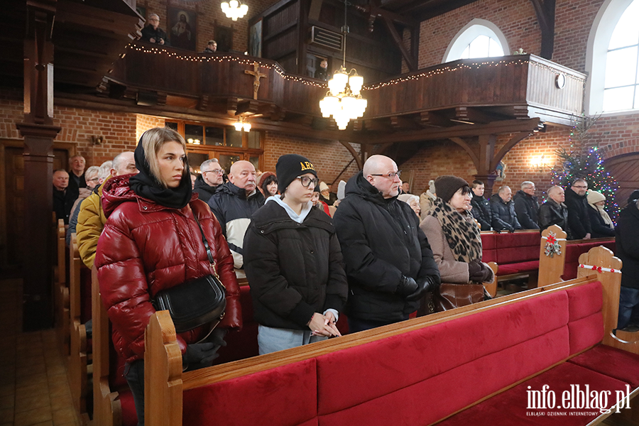 Ksi�dz z Elbl�ga gra z WO�P, fot. 2