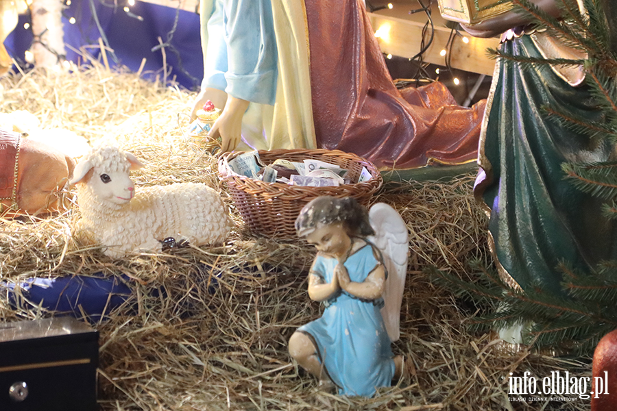 Ksi�dz z Elbl�ga gra z WO�P, fot. 11