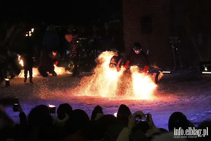 �wiate�ko do nieba na zako�czenie 34 fina�u WO�P, fot. 26