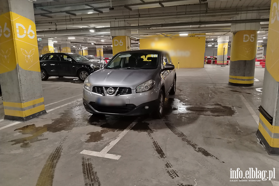 Mistrzowie Parkowania w Elbl�gu (cz�� 448), fot. 12