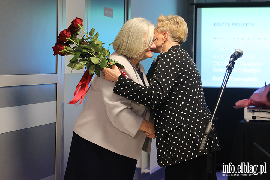 WSZ otworzy� zmodernizowane oddzia�y, fot. 16