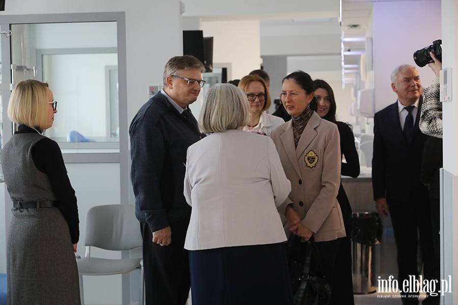 WSZ otworzy� zmodernizowane oddzia�y, fot. 37