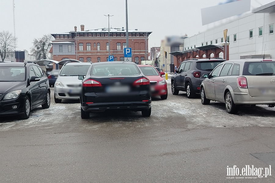 Mistrzowie Parkowania w Elbl�gu (cz�� 450), fot. 11