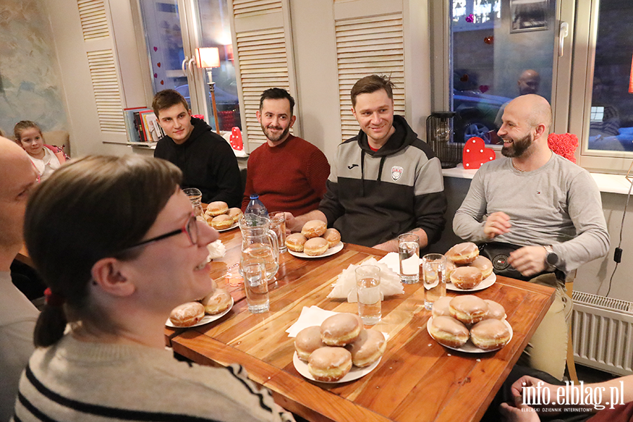 9. Edycja zawod�w w jedzeniu p�czk�w, fot. 19