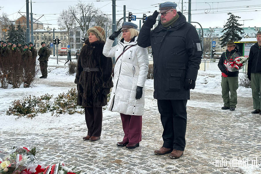 AK to symbol niez�omno�ci i oporu, fot. 2