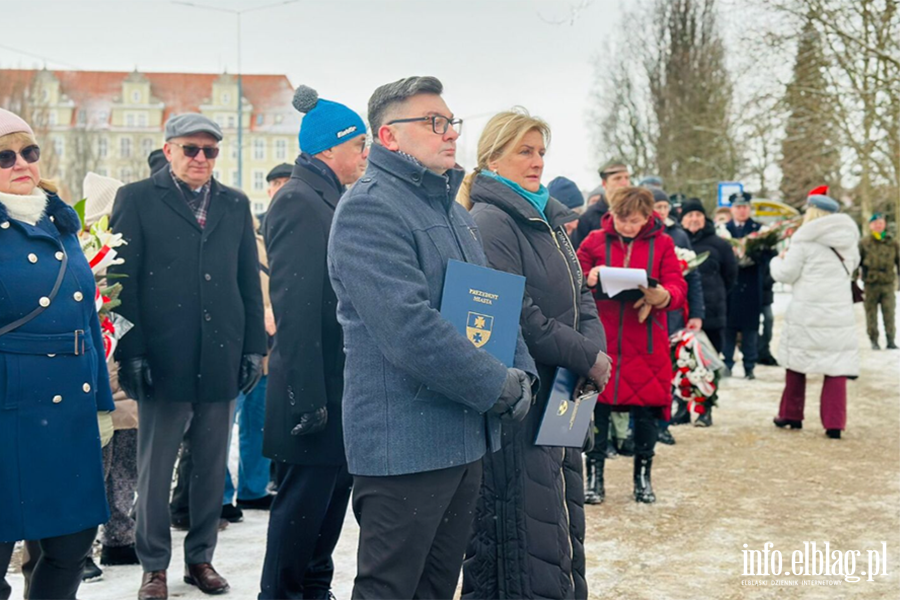 AK to symbol niez�omno�ci i oporu, fot. 7