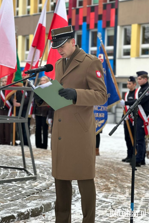 AK to symbol niez�omno�ci i oporu, fot. 11