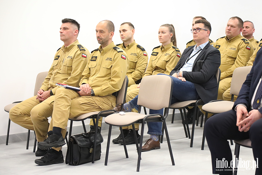 Prezentacja sprz�tu - stra� po�arna, fot. 3