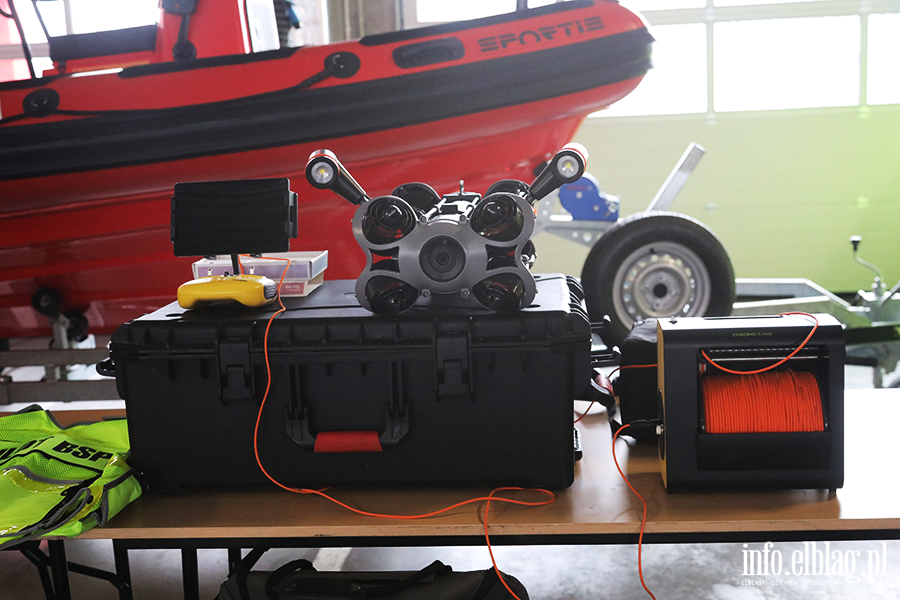 Prezentacja sprz�tu - stra� po�arna, fot. 6