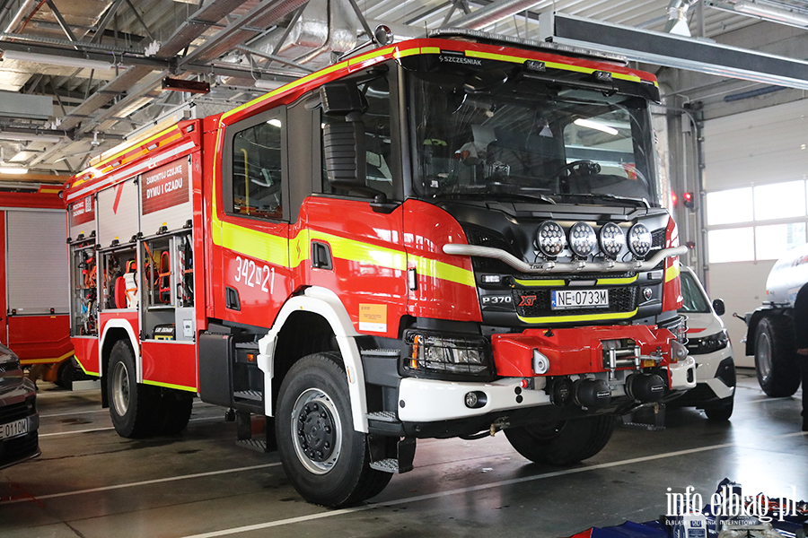 Prezentacja sprz�tu - stra� po�arna, fot. 10