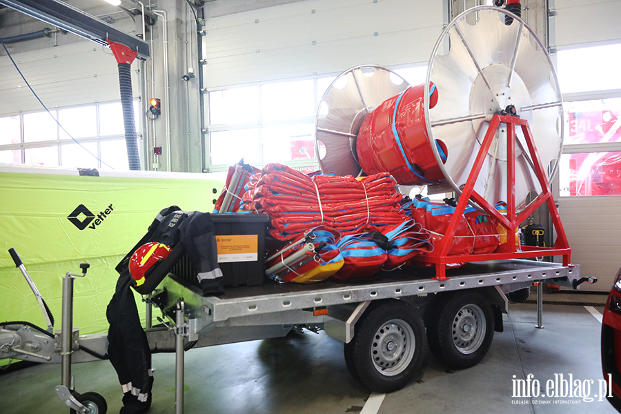 Prezentacja sprz�tu - stra� po�arna, fot. 16