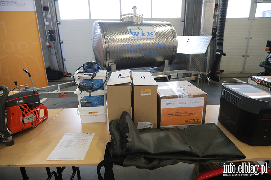 Prezentacja sprz�tu - stra� po�arna, fot. 34