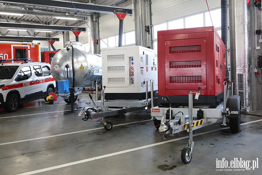 Prezentacja sprz�tu - stra� po�arna, fot. 42