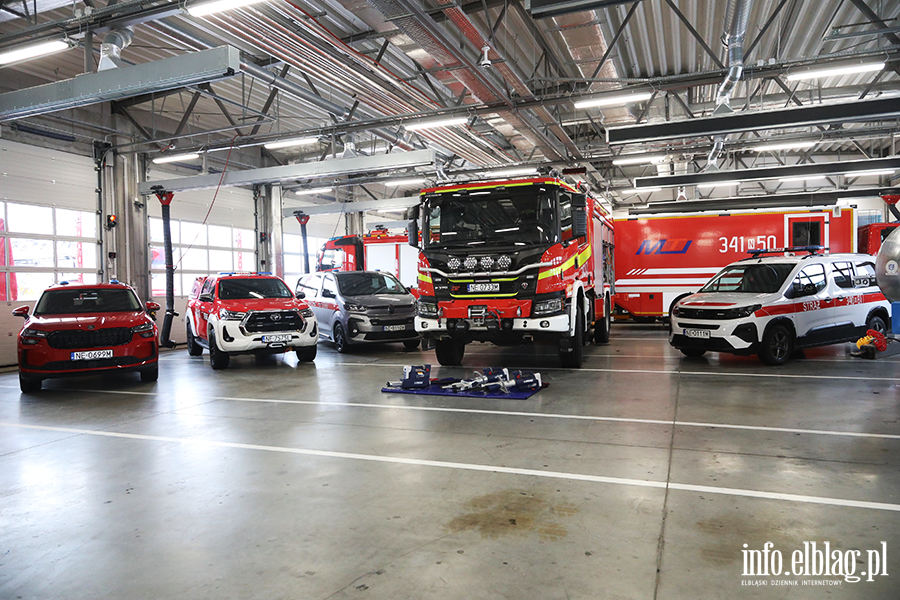 Prezentacja sprz�tu - stra� po�arna, fot. 44