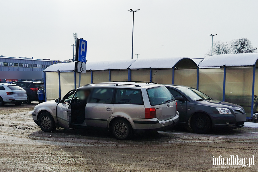 Mistrzowie Parkowania w Elbl�gu (cz�� 451), fot. 5