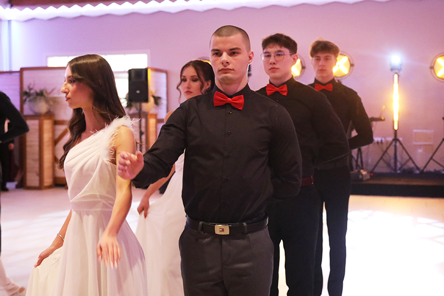 Tak si� bawi� maturzy�ci ZSEiO, fot. 13