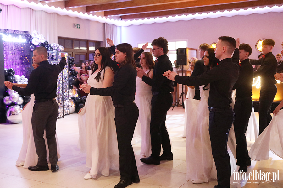 Tak si� bawi� maturzy�ci ZSEiO, fot. 15