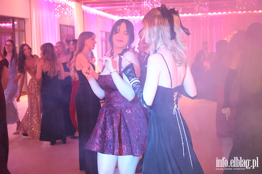 Tak si� bawi� maturzy�ci ZSEiO, fot. 68