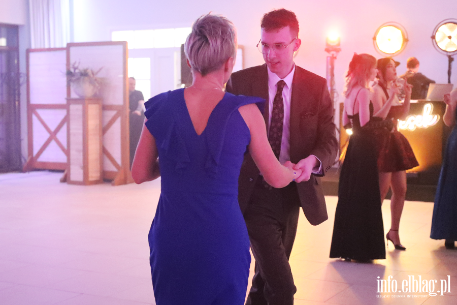 Tak si� bawi� maturzy�ci ZSEiO, fot. 72