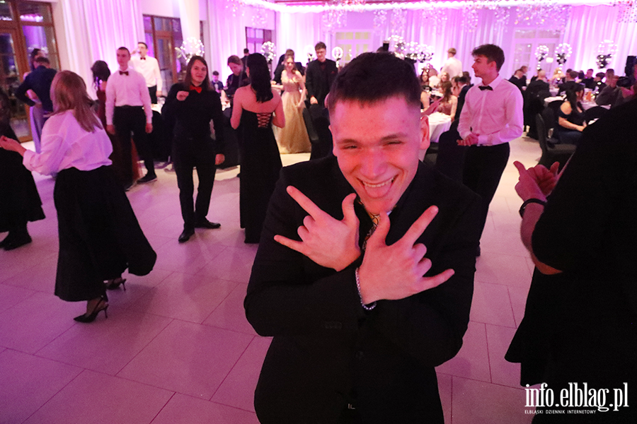 Tak si� bawi� maturzy�ci ZSEiO, fot. 77