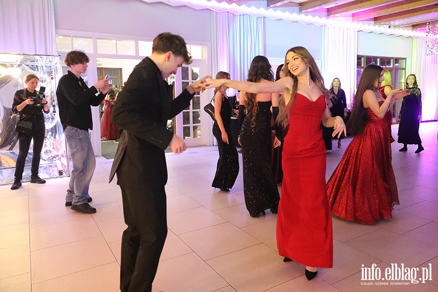 Tak si� bawi� maturzy�ci ZSEiO, fot. 87