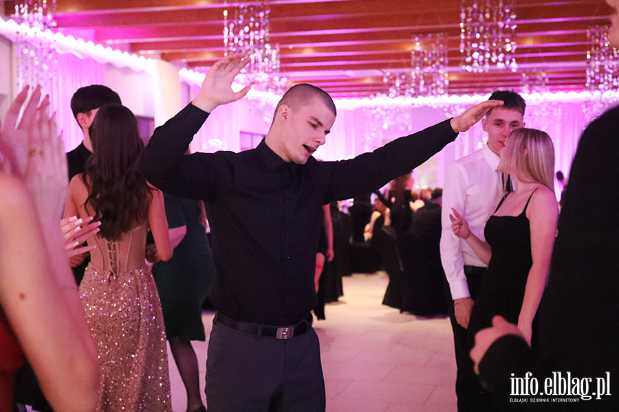 Tak si� bawi� maturzy�ci ZSEiO, fot. 89