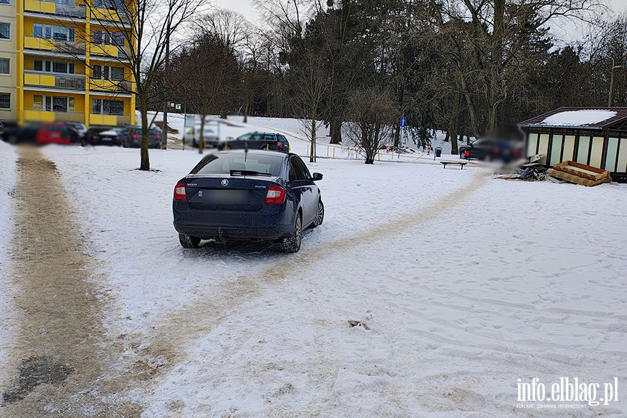Mistrzowie Parkowania w Elbl�gu (cz�� 452), fot. 2