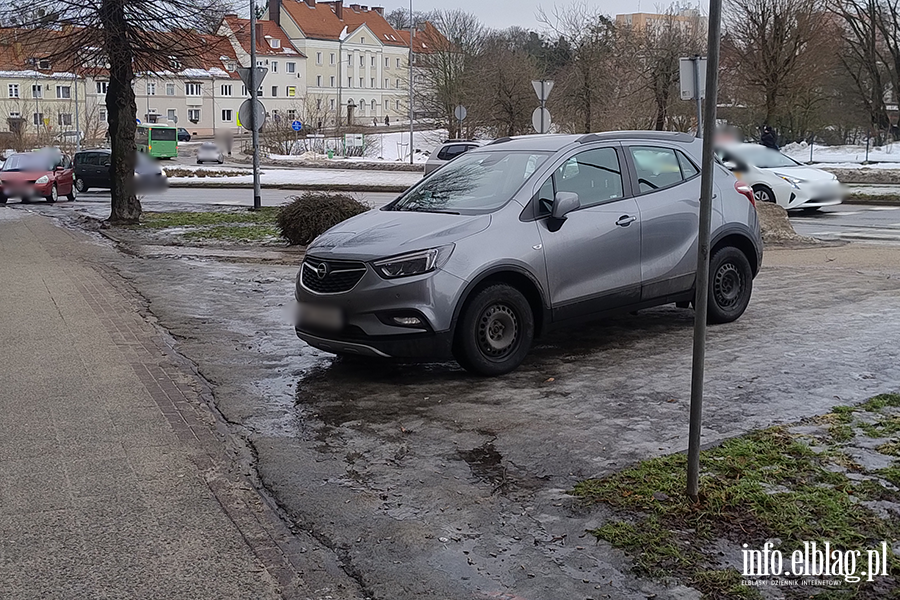 Mistrzowie Parkowania w Elbl�gu (cz�� 453), fot. 1