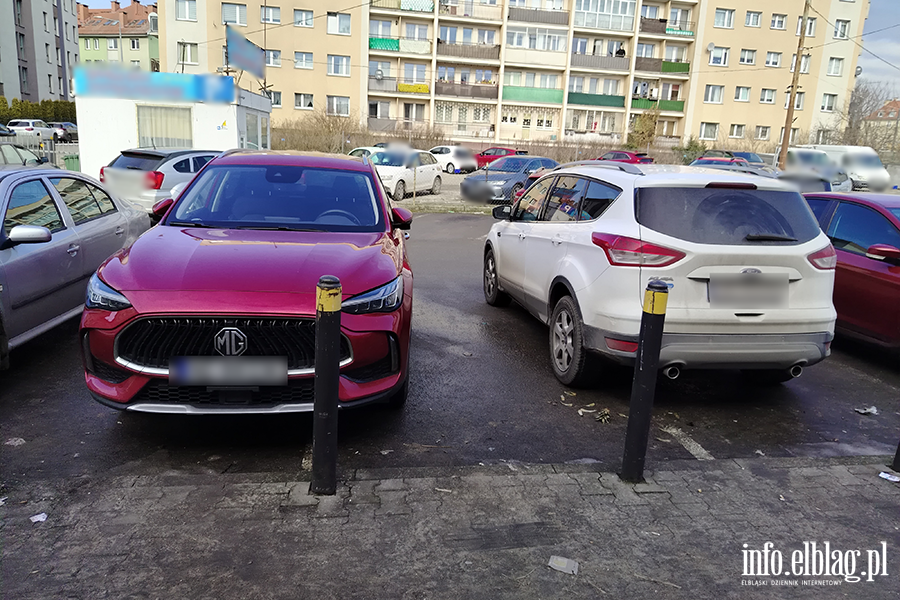 Mistrzowie Parkowania w Elbl�gu (cz�� 454), fot. 1